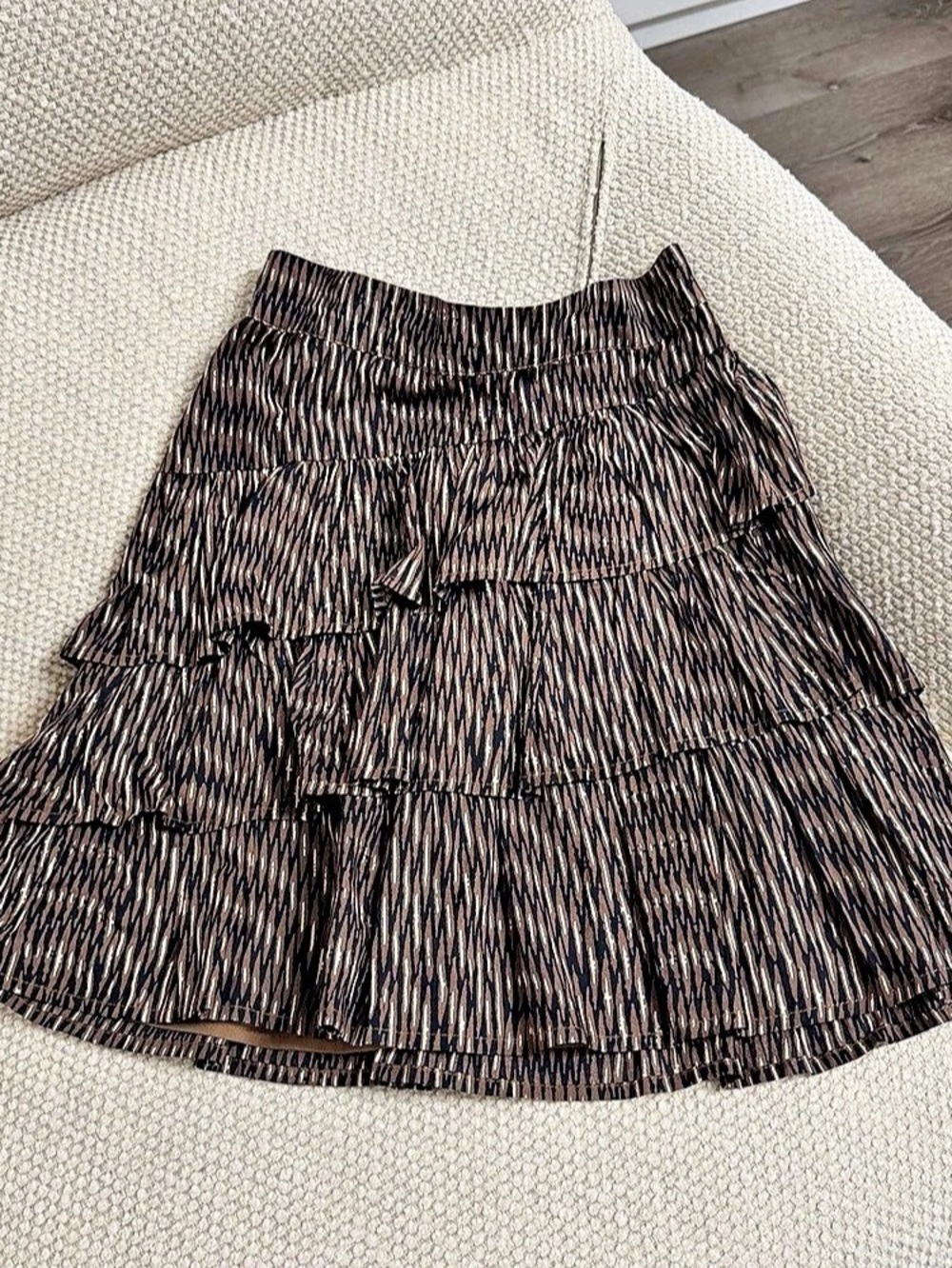 Banana Republic Tiered Mini Skirt in Brown & Black XXS